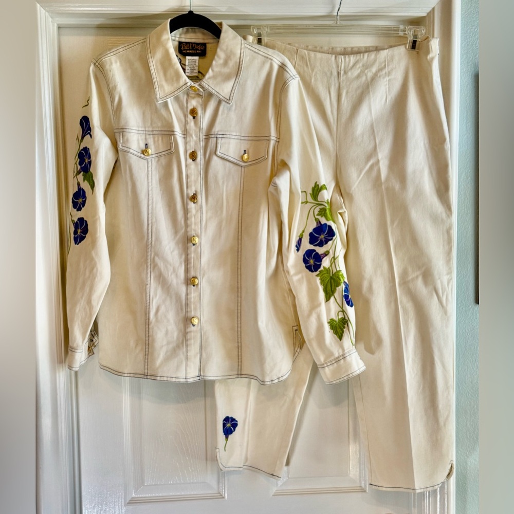 Bob Mackie Wearable Art Morning Glory White Denim Set/ Canadian Tuxedo Sz Small